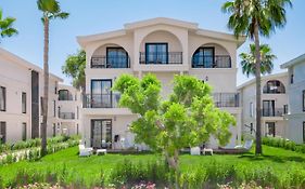 La Benata Beach Hotel